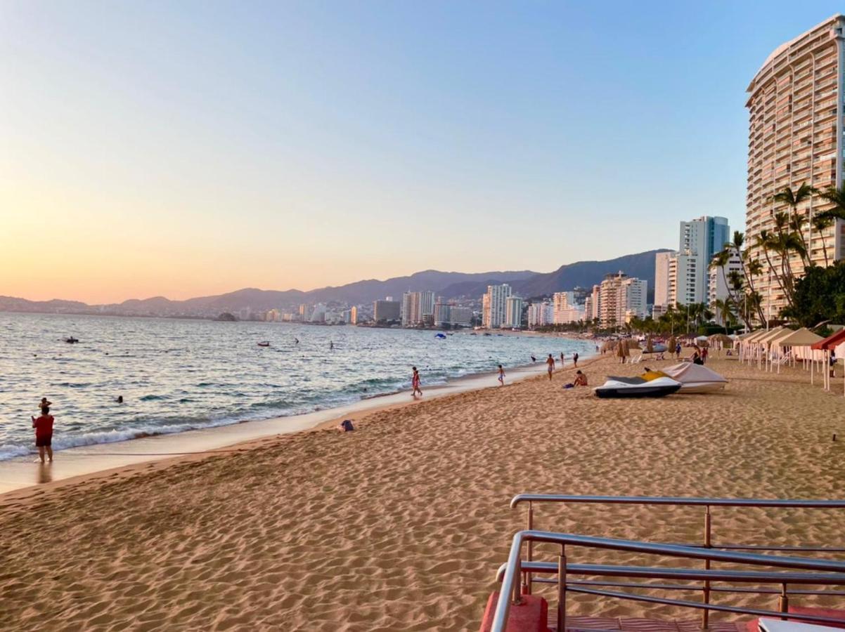 Sky Inn Acapulco Y Condominio Mediterrane المظهر الخارجي الصورة