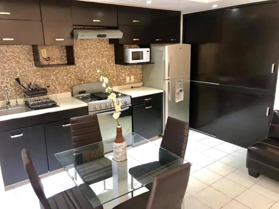 Sky Inn Acapulco Y Condominio Mediterrane المظهر الخارجي الصورة