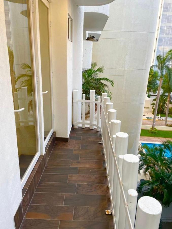 Sky Inn Acapulco Y Condominio Mediterrane المظهر الخارجي الصورة