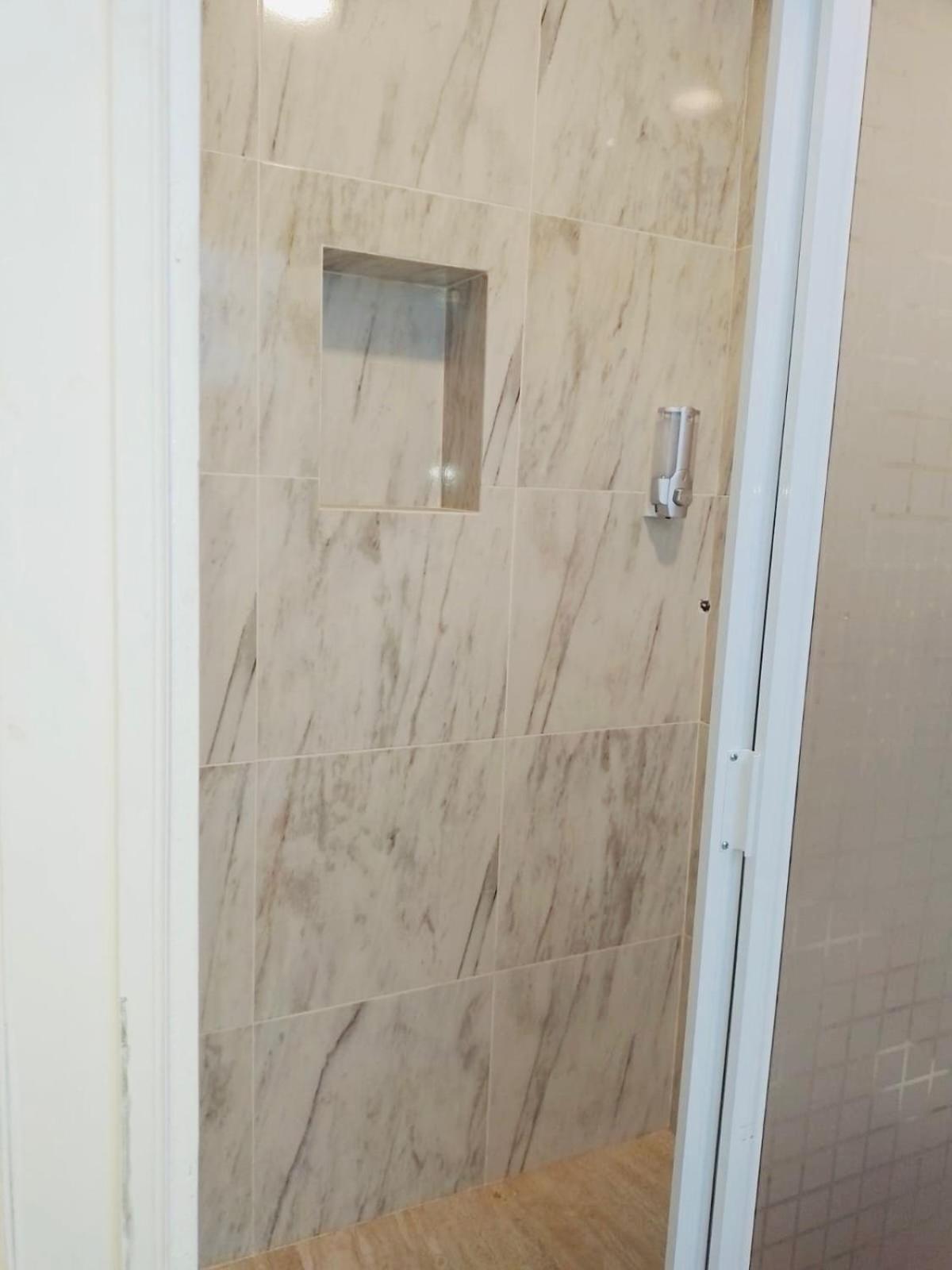 Sky Inn Acapulco Y Condominio Mediterrane المظهر الخارجي الصورة