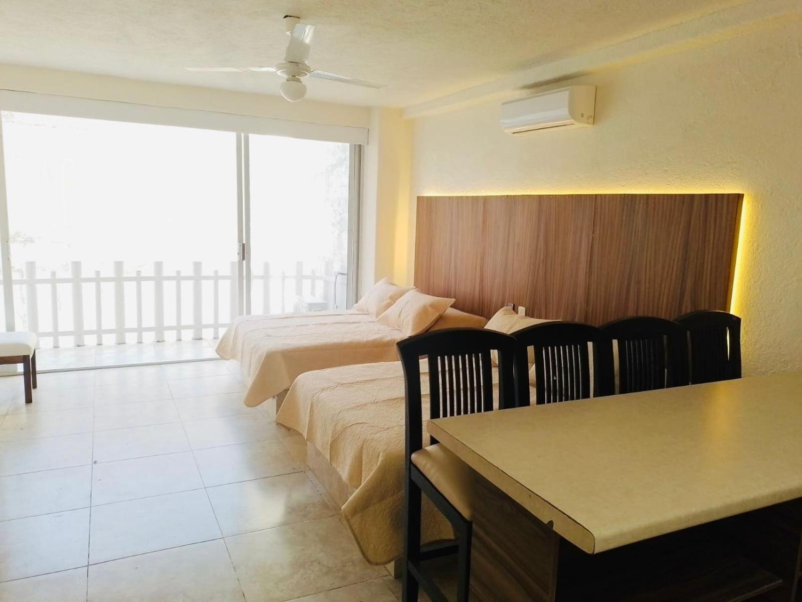 Sky Inn Acapulco Y Condominio Mediterrane المظهر الخارجي الصورة